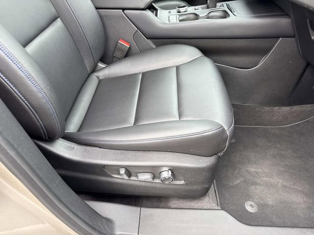 Used 2024 Cadillac XT4 Sport w/ Active Safety Package image 15