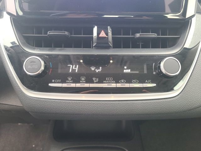 Used 2024 Toyota Corolla LE image 27