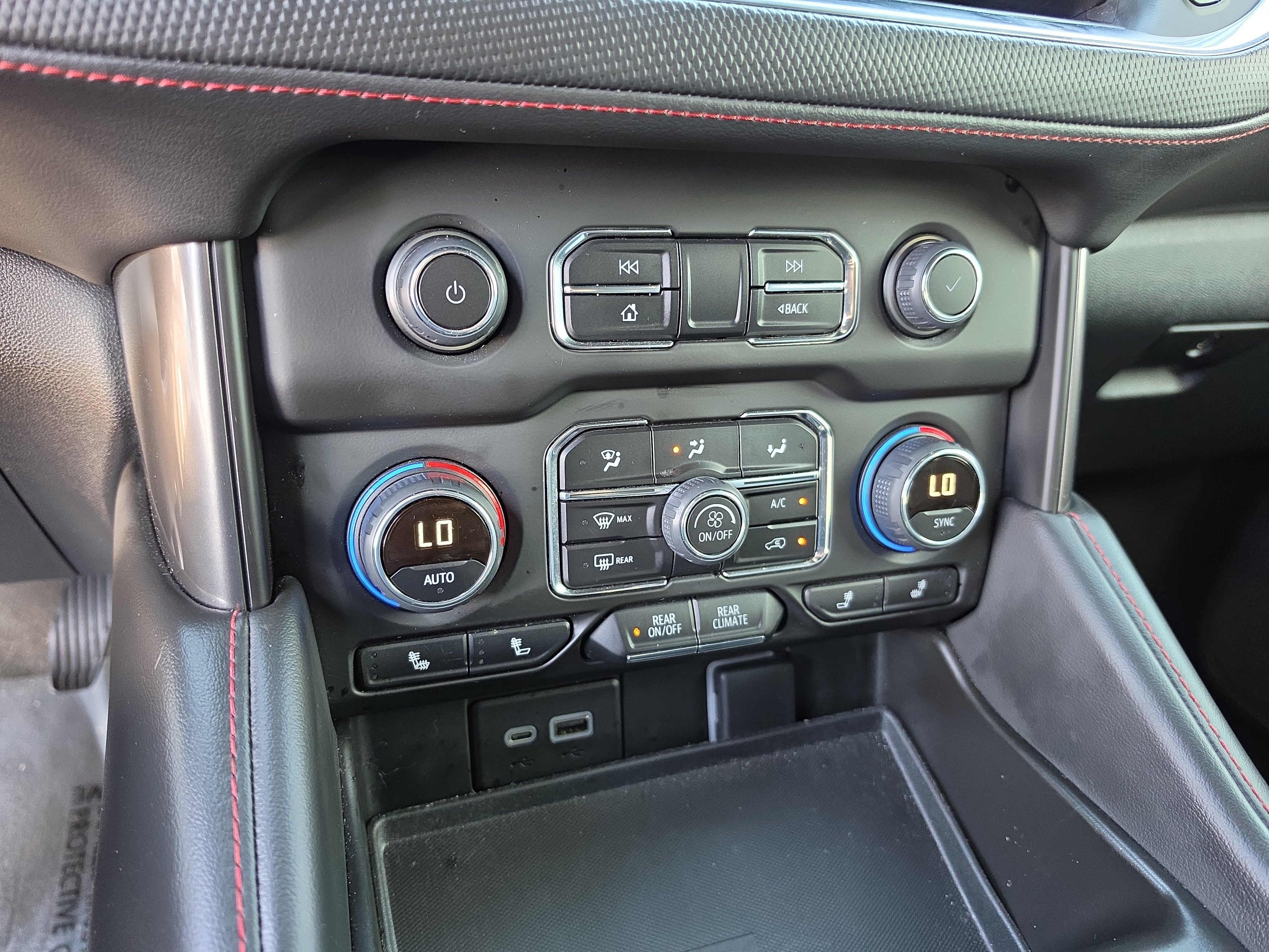 Certified 2024 Chevrolet Tahoe RST w/ Luxury Package AWD/4WD image 28