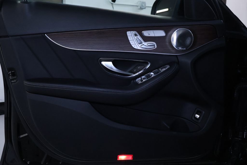 Used 2020 Mercedes-Benz C 300 4MATIC Sedan image 13