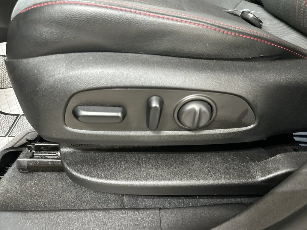 Certified 2024 Chevrolet Equinox RS AWD/4WD image 10