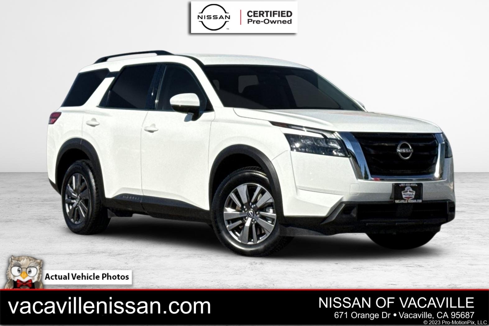 Certified 2025 Nissan Pathfinder SV FWD image 1