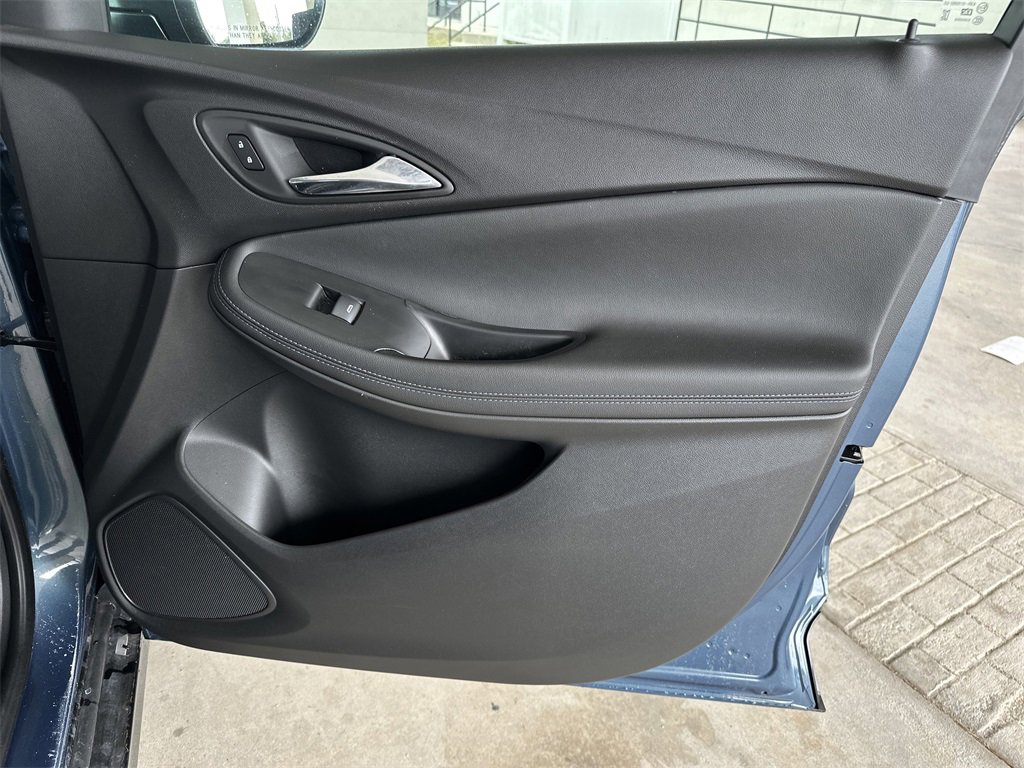 New 2025 Buick Encore GX Sport Touring w/ Advanced Technology Package image 34