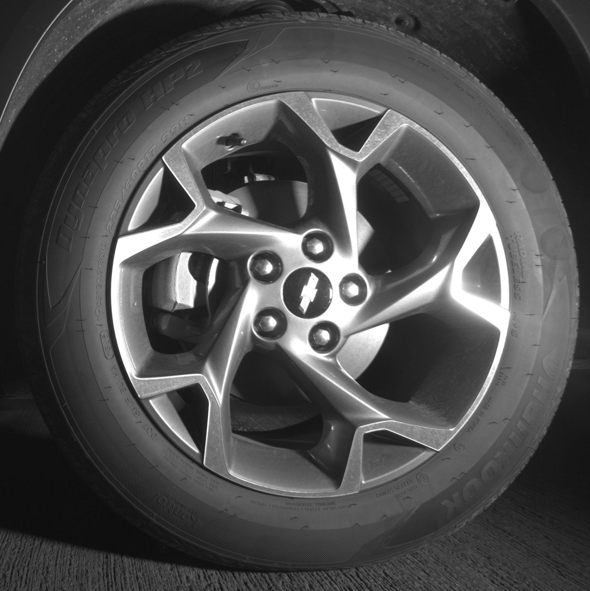 Used 2025 Chevrolet Trax LT FWD image 12