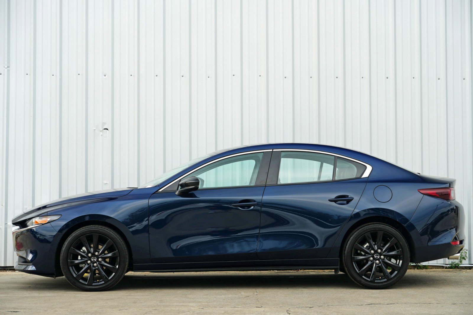 Used 2025 MAZDA MAZDA3 s image 8