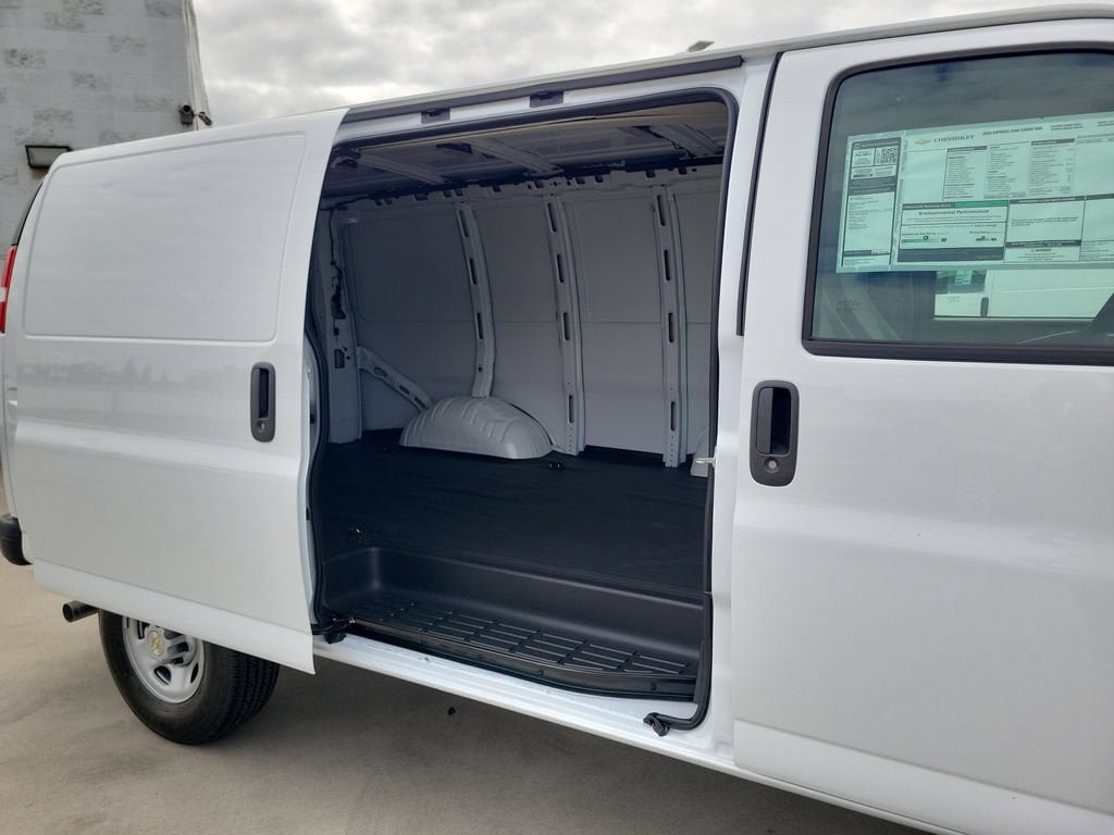 New 2026 Chevrolet Express 2500 w/ Driver Convenience Package RWD image 13