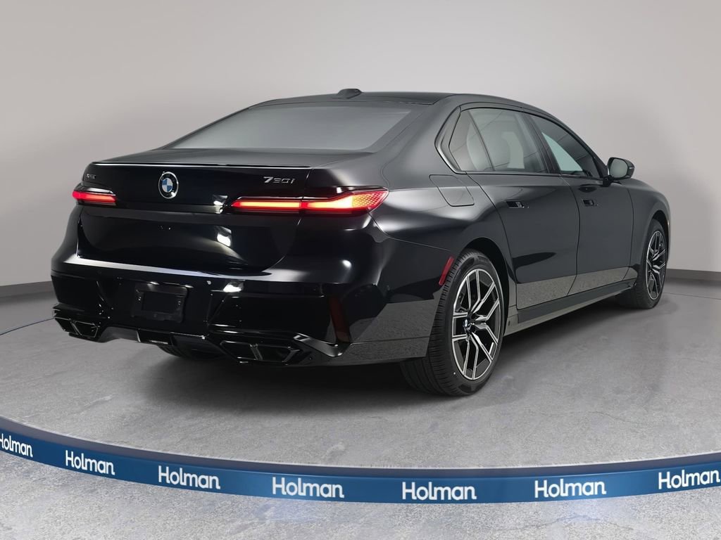 New 2026 BMW 760i xDrive w/ Executive Package image 5