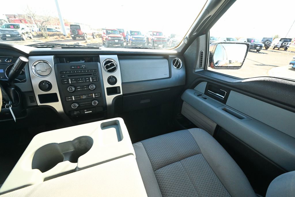 Used 2014 Ford F150 XLT image 32