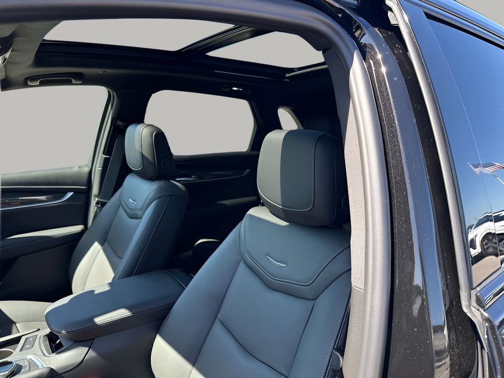 New 2026 Cadillac XT5 Sportv w/ LPO, Onyx Lite Package AWD/4WD image 29