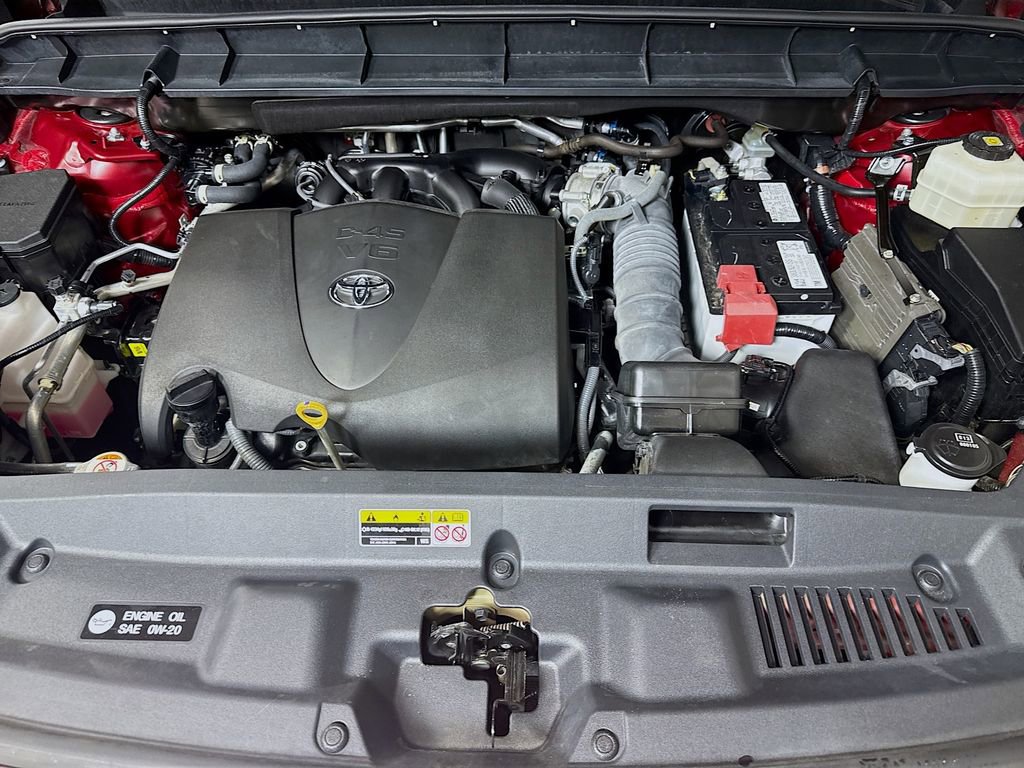 Used 2022 Toyota Highlander Platinum FWD image 31