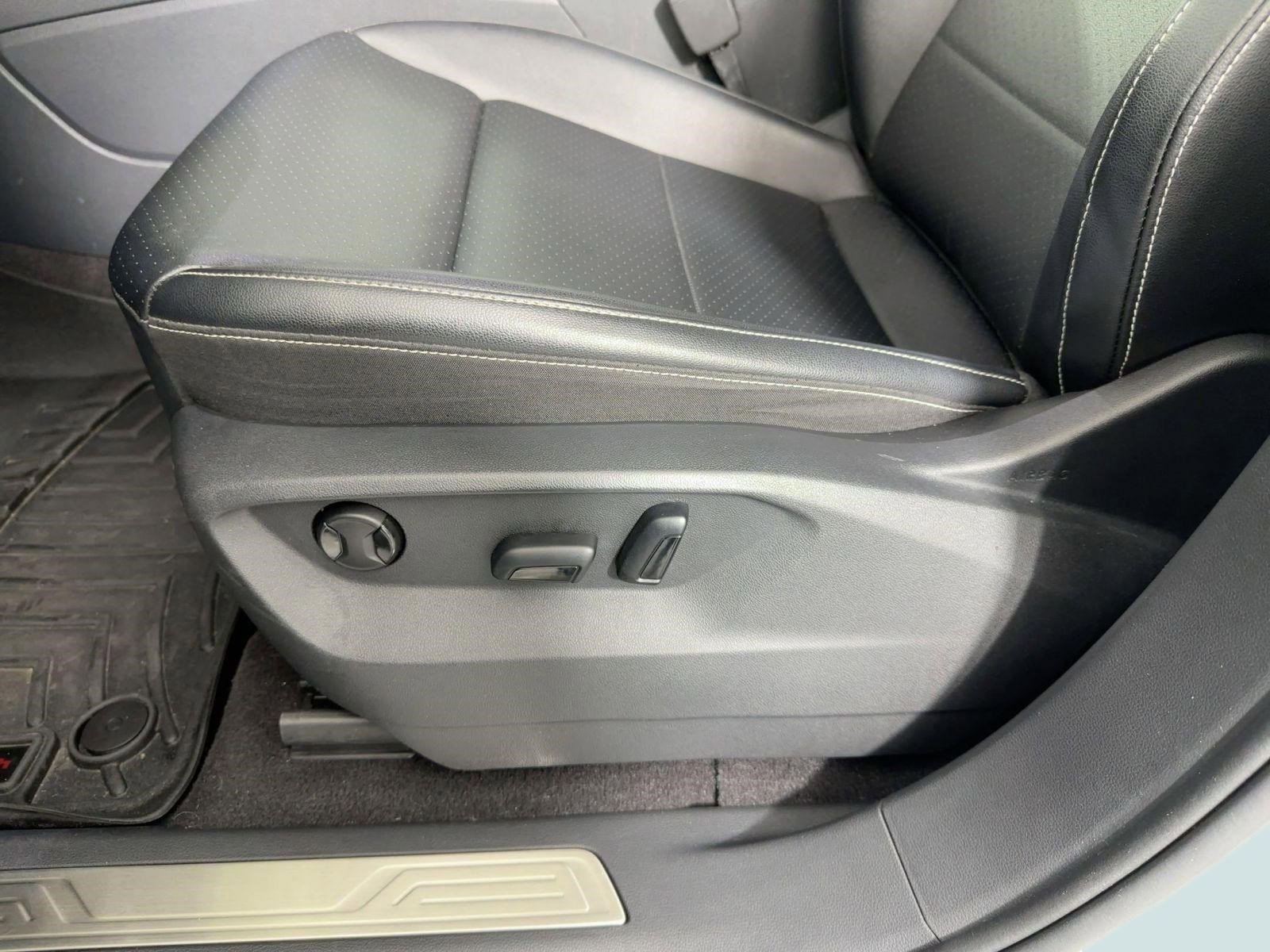 Used 2022 Volkswagen Atlas SE image 11