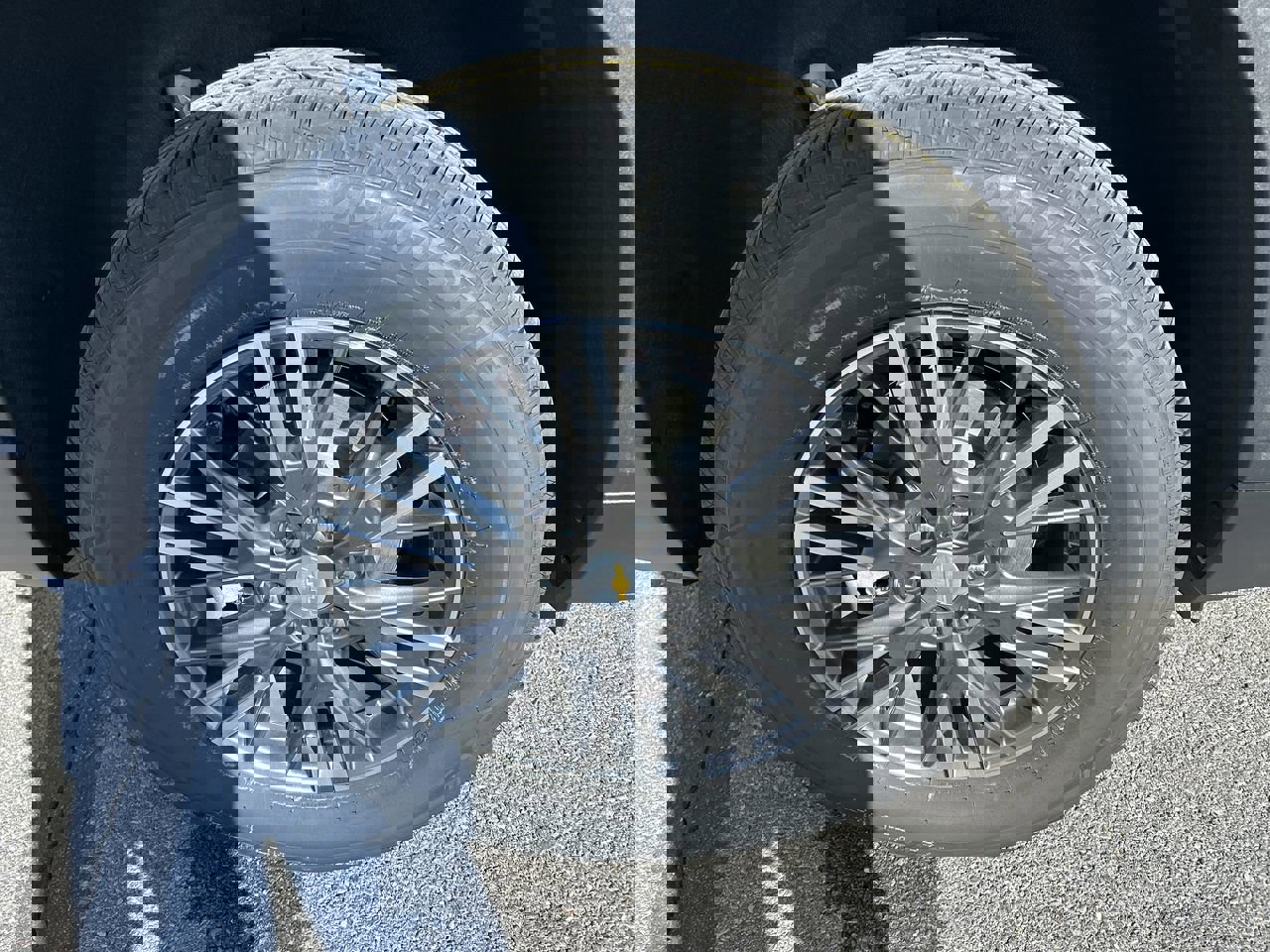 New 2026 Chevrolet Traverse LT image 9