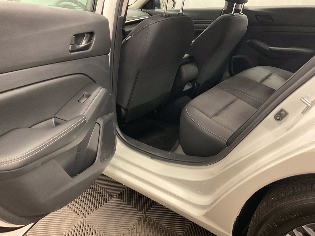 Used 2026 Nissan Altima 2.5 SV FWD image 12