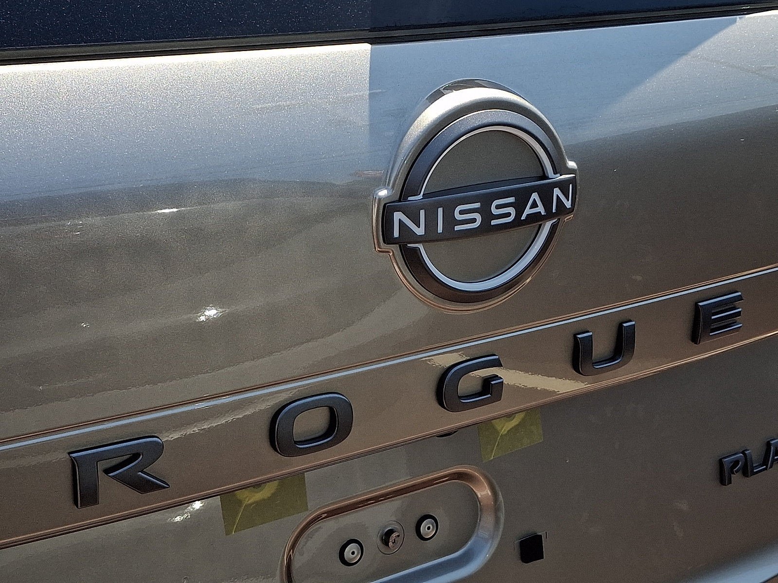 New 2026 Nissan Rogue Platinum AWD/4WD image 4