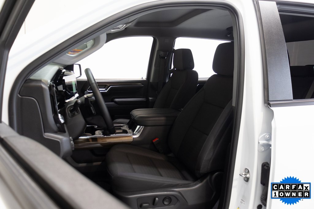 Used 2024 Chevrolet Silverado 1500 LT Trail Boss w/ Dark Appearance Package image 14