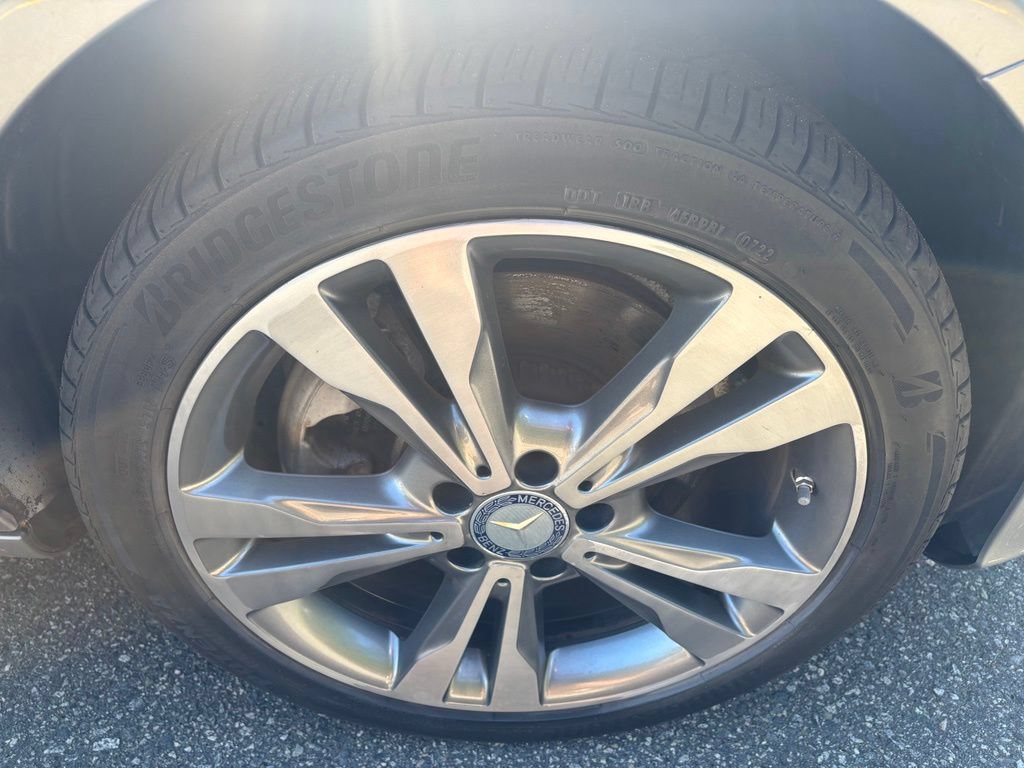 Used 2015 Mercedes-Benz C 300 4MATIC Sedan image 24