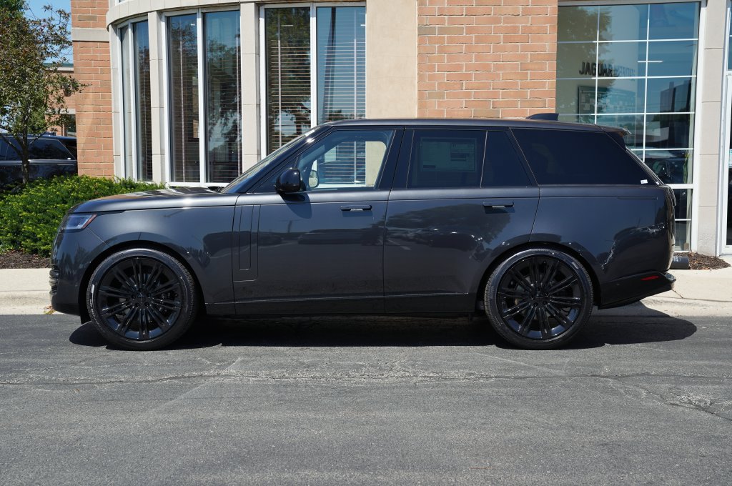 New 2026 Land Rover Range Rover SE AWD/4WD image 2
