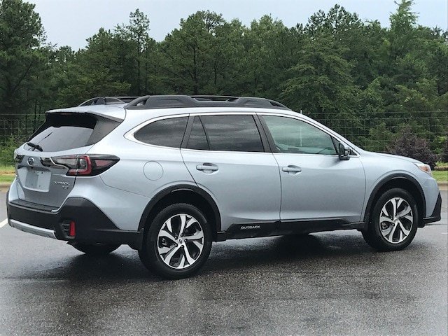 Used 2022 Subaru Outback Limited XT w/ Popular Package #2 AWD/4WD image 3