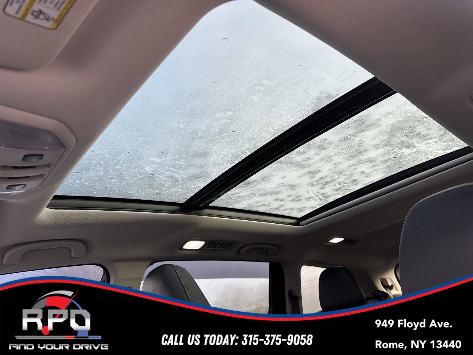 Used 2022 Subaru Ascent Onyx Edition image 16