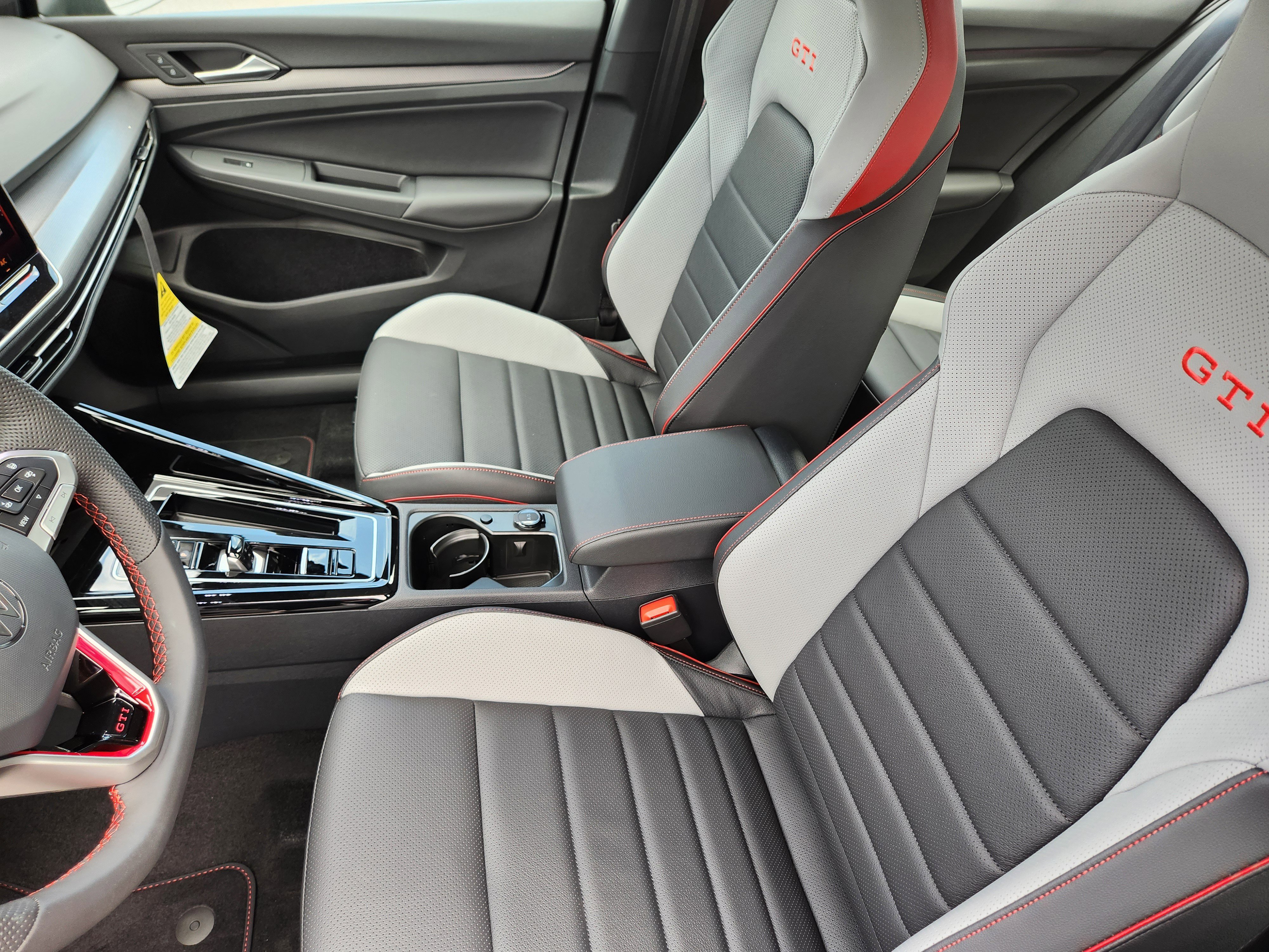 New 2025 Volkswagen GTI SE image 19