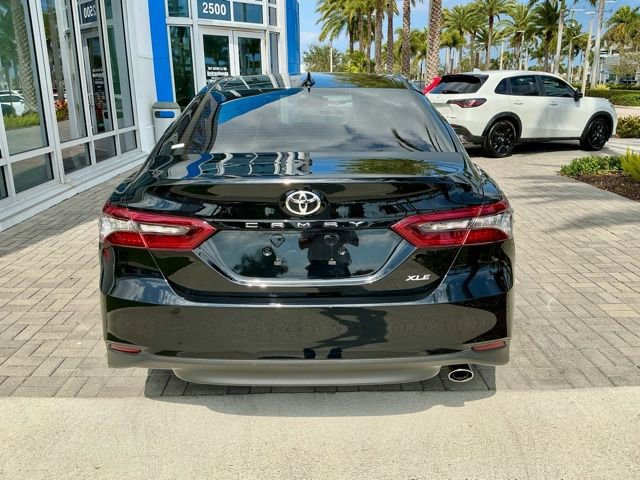 Used 2023 Toyota Camry XLE w/ Navigation Package image 5