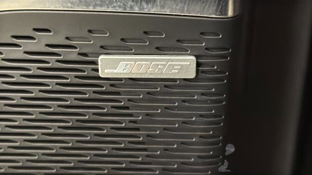 Used 2025 GMC Acadia Elevation w/ Elevation Premium Package image 40