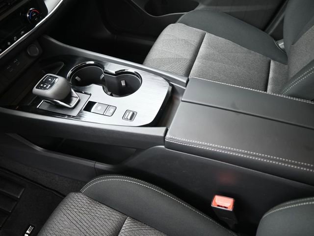 New 2026 Nissan Rogue SV FWD image 31