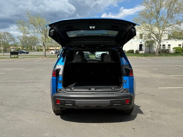 New 2026 Jeep Cherokee Laredo image 10