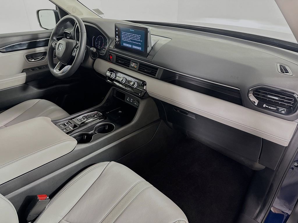 Certified 2025 Honda Pilot EX-L image 28