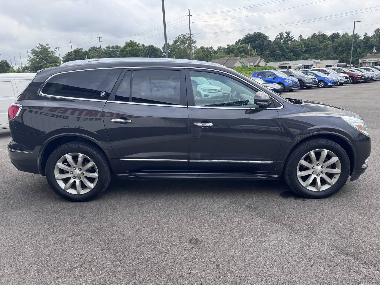 Used 2017 Buick Enclave Premium w/ Experience Buick Package AWD/4WD image 5