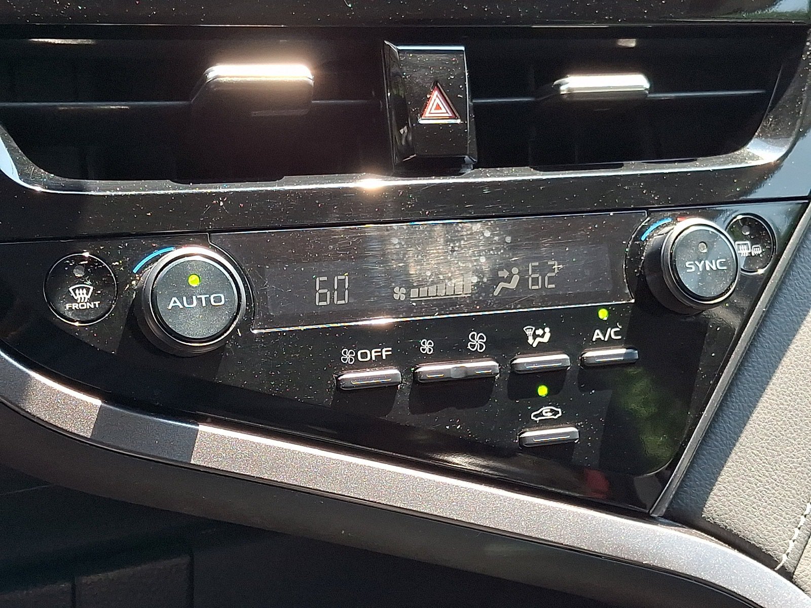 Used 2024 Toyota Camry XSE FWD image 15