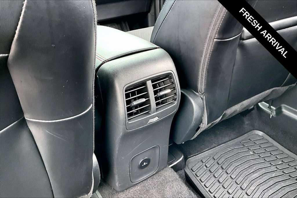 Used 2024 Ford Escape ST-Line FWD image 15