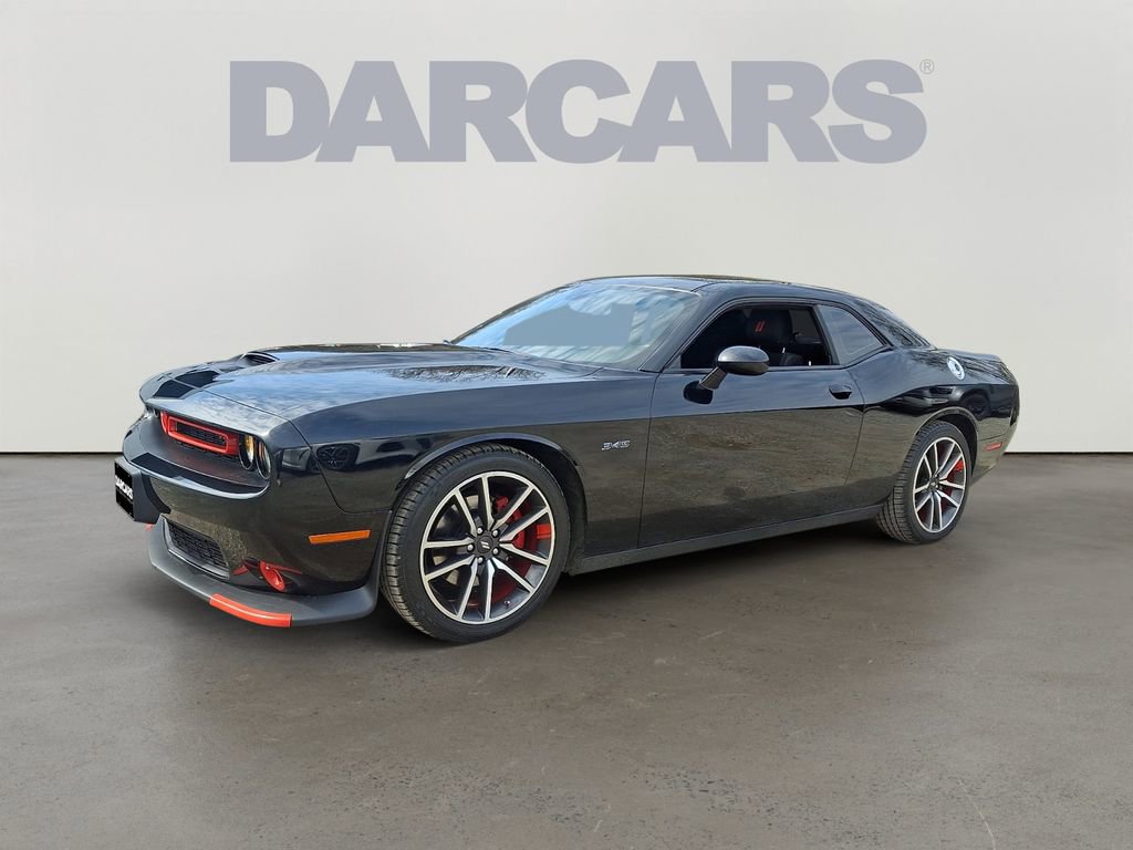 Used 2023 Dodge Challenger R/T image 2