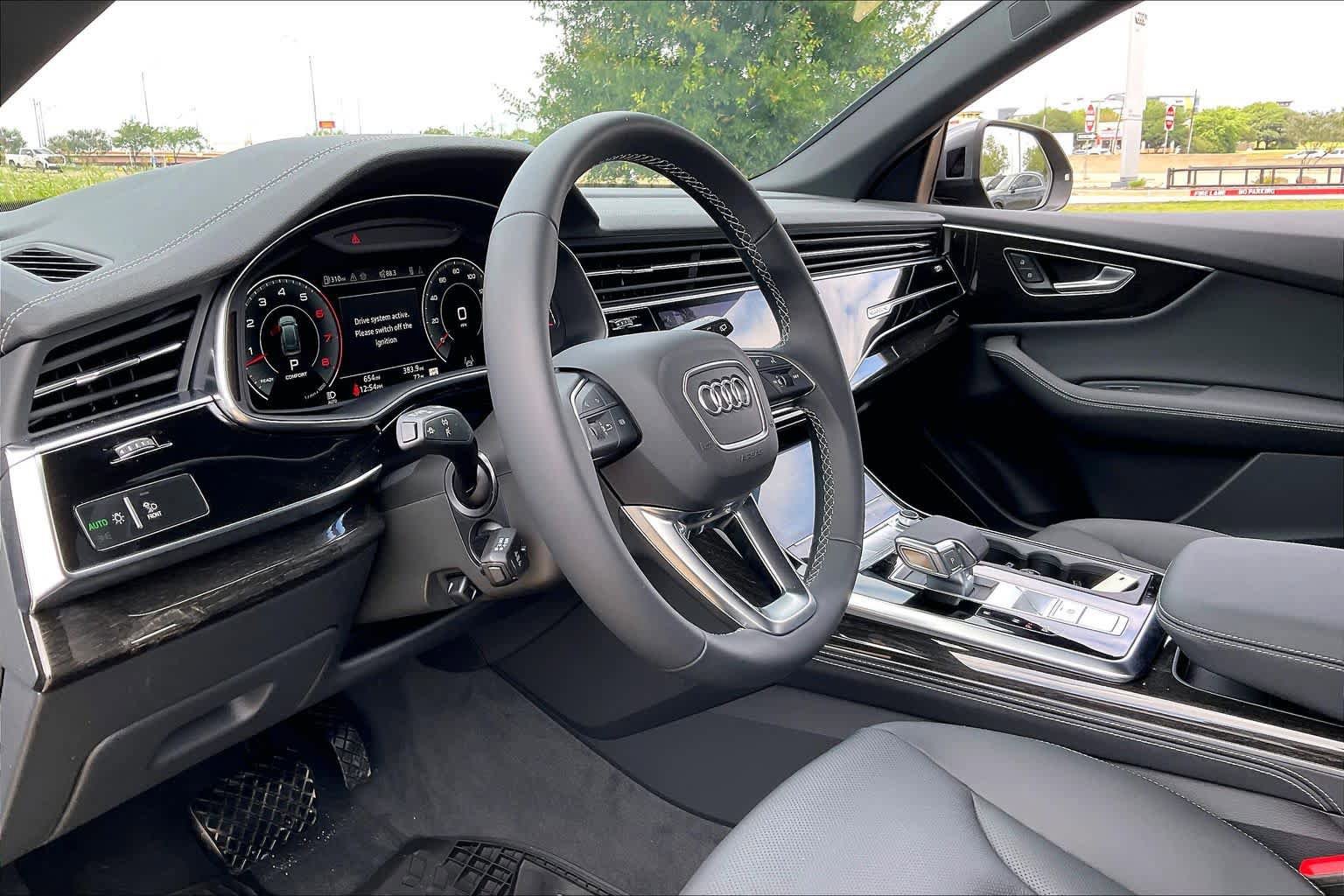 Used 2026 Audi Q8 Premium Plus AWD/4WD image 18