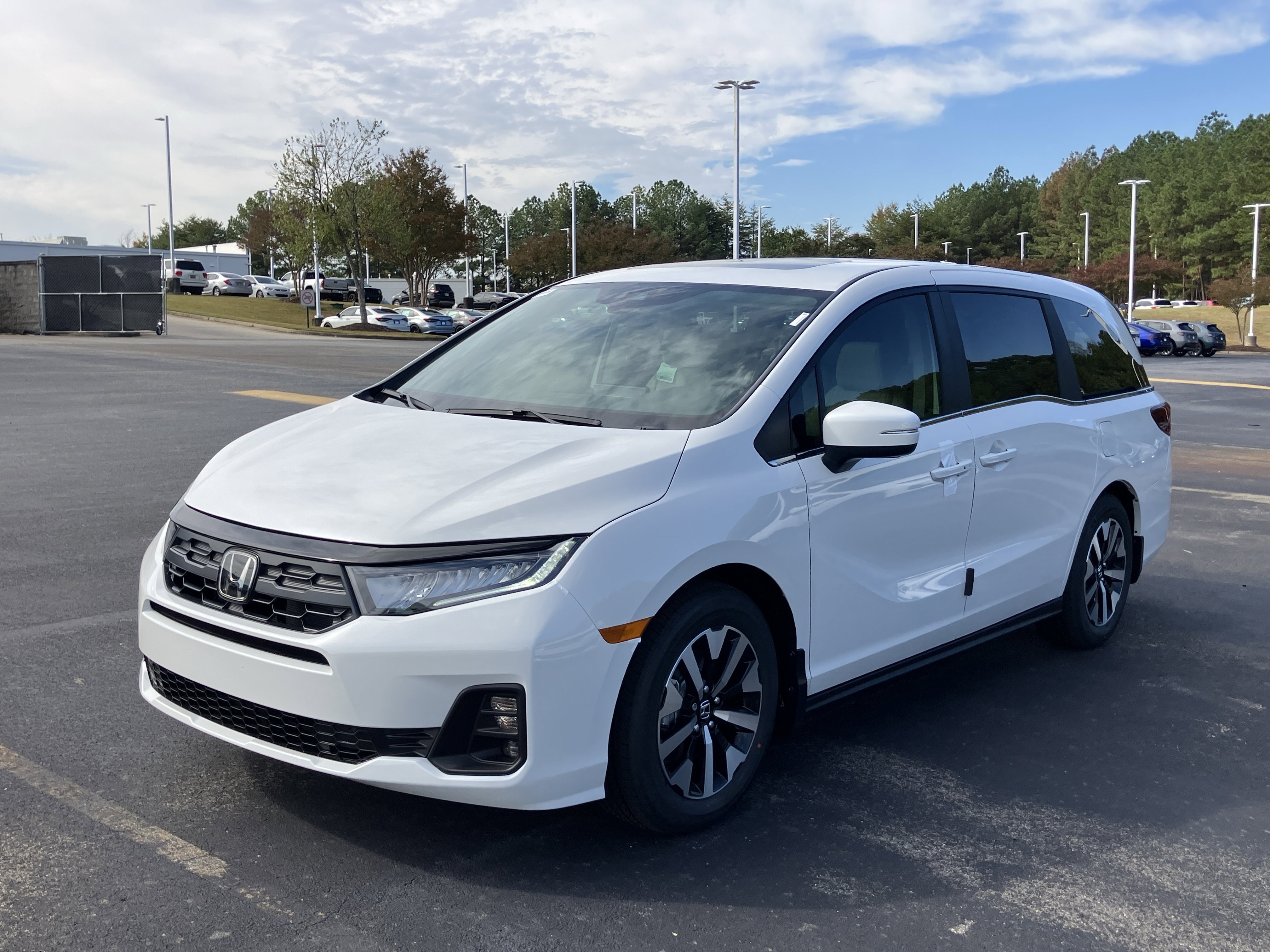New 2026 Honda Odyssey EX-L image 5