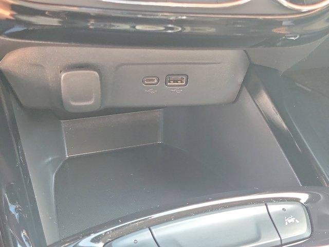 Used 2025 Chevrolet Trax ACTIV w/ Driver Confidence Package image 30