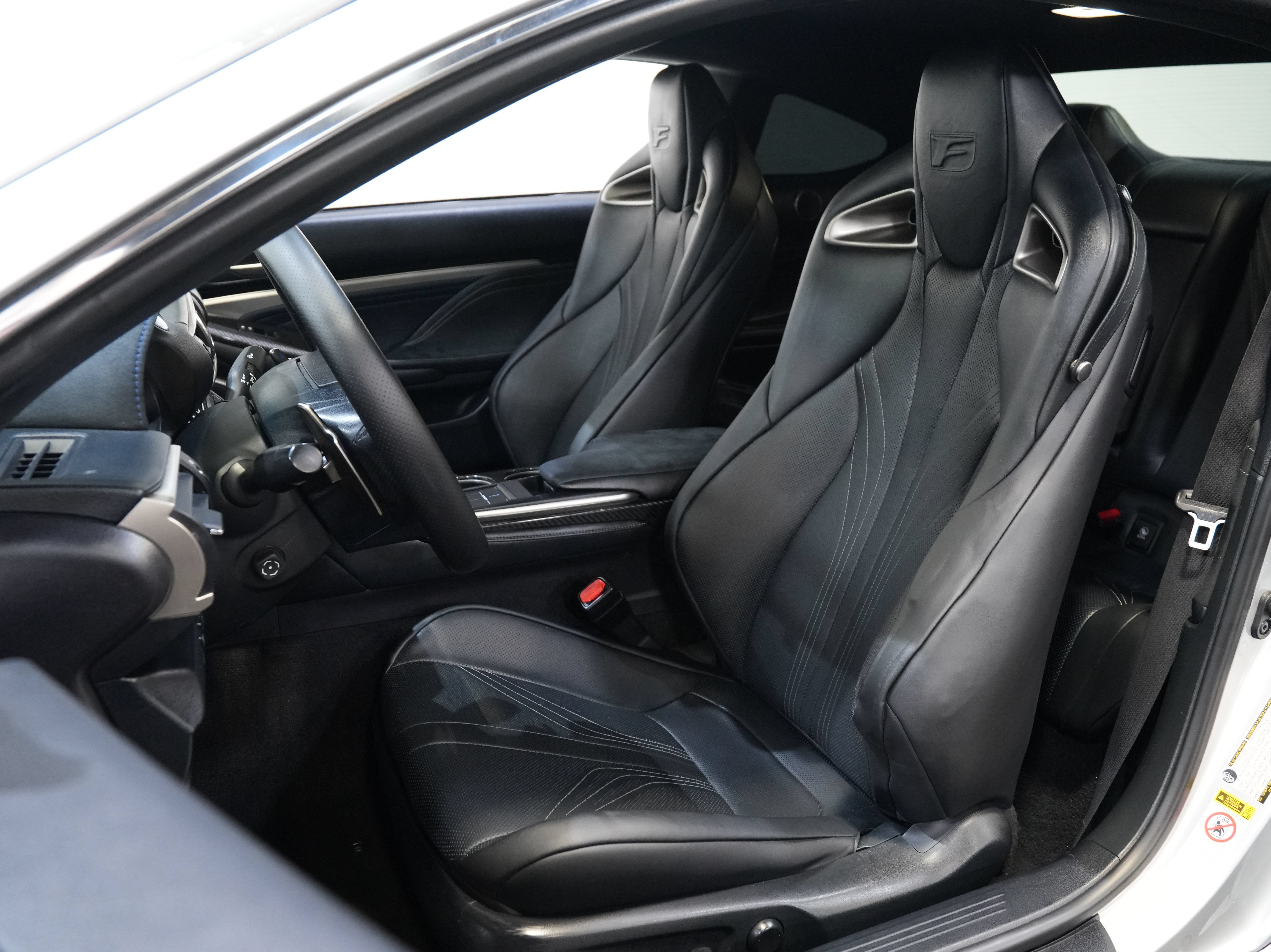 Used 2015 Lexus RC F w/ Performance Package RWD image 25