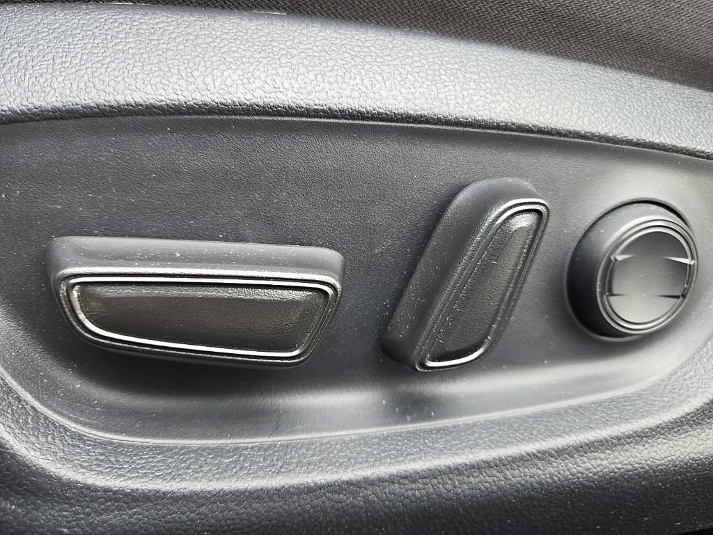 Used 2023 Toyota Camry LE FWD image 29