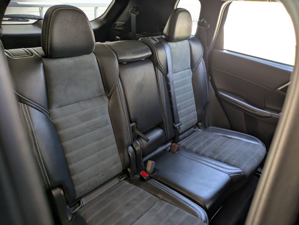 Used 2025 Mitsubishi Outlander SE AWD/4WD image 27