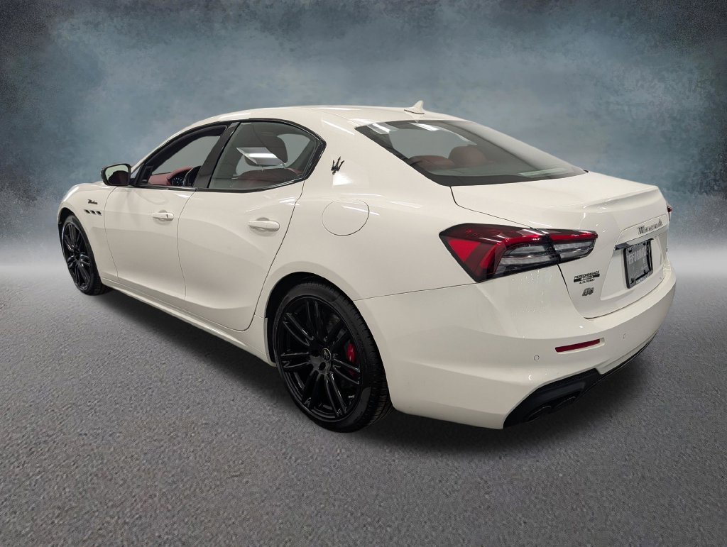 Used 2023 Maserati Ghibli Modena Q4 AWD/4WD image 6