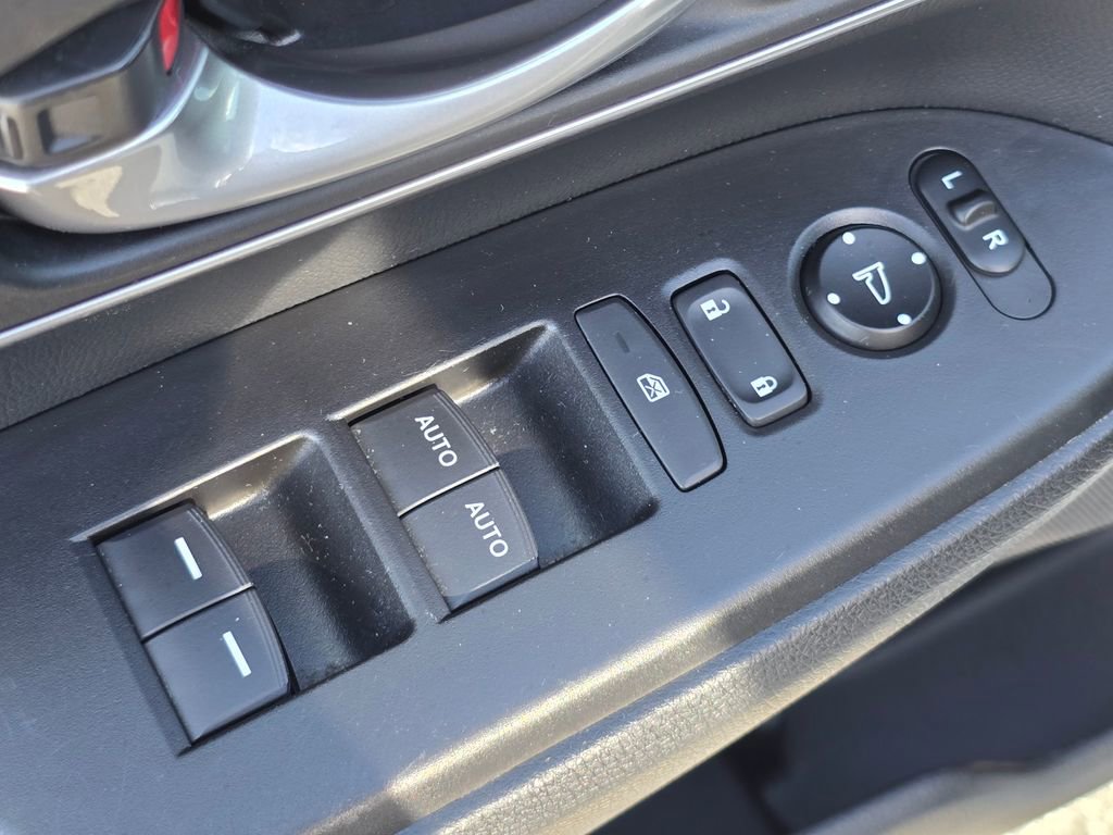 Used 2019 Honda CR-V EX-L image 16