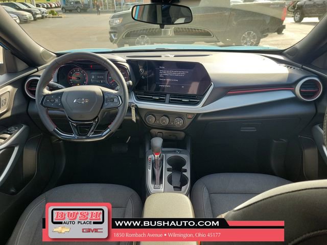 Used 2025 Chevrolet Trax RS w/ Driver Confidence Package image 10