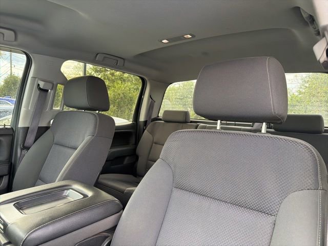 Used 2015 GMC Sierra 1500 SLE w/ SLE Value Package AWD/4WD image 4