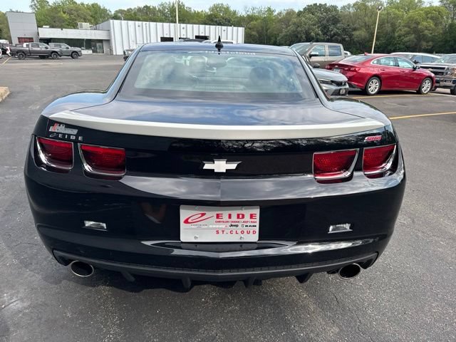 Used 2010 Chevrolet Camaro SS w/ RS Package RWD image 8