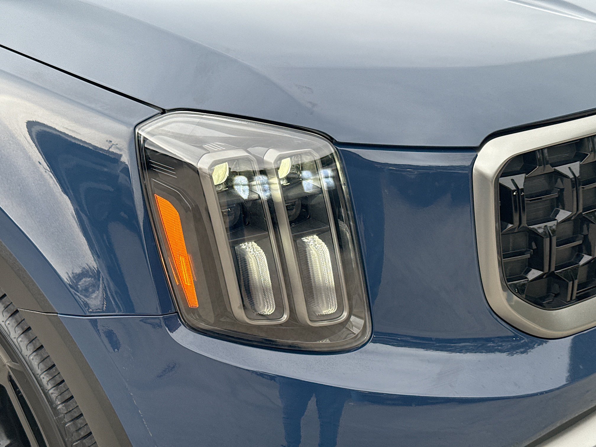 Used 2023 Kia Telluride EX X-Line AWD/4WD image 35