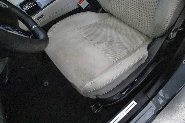 Used 2025 Nissan Ariya AWD image 25