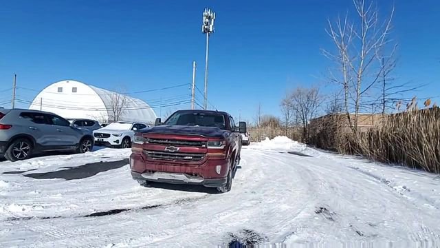 Used 2017 Chevrolet Silverado 1500 LT image 3
