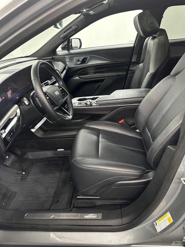 Used 2024 Cadillac Lyriq Tech w/ Driver Assist Package AWD/4WD image 12