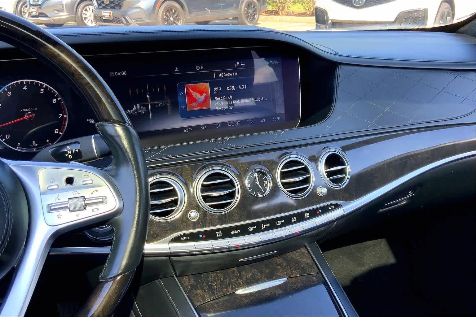 Used 2019 Mercedes-Benz S 560 4MATIC Sedan image 7