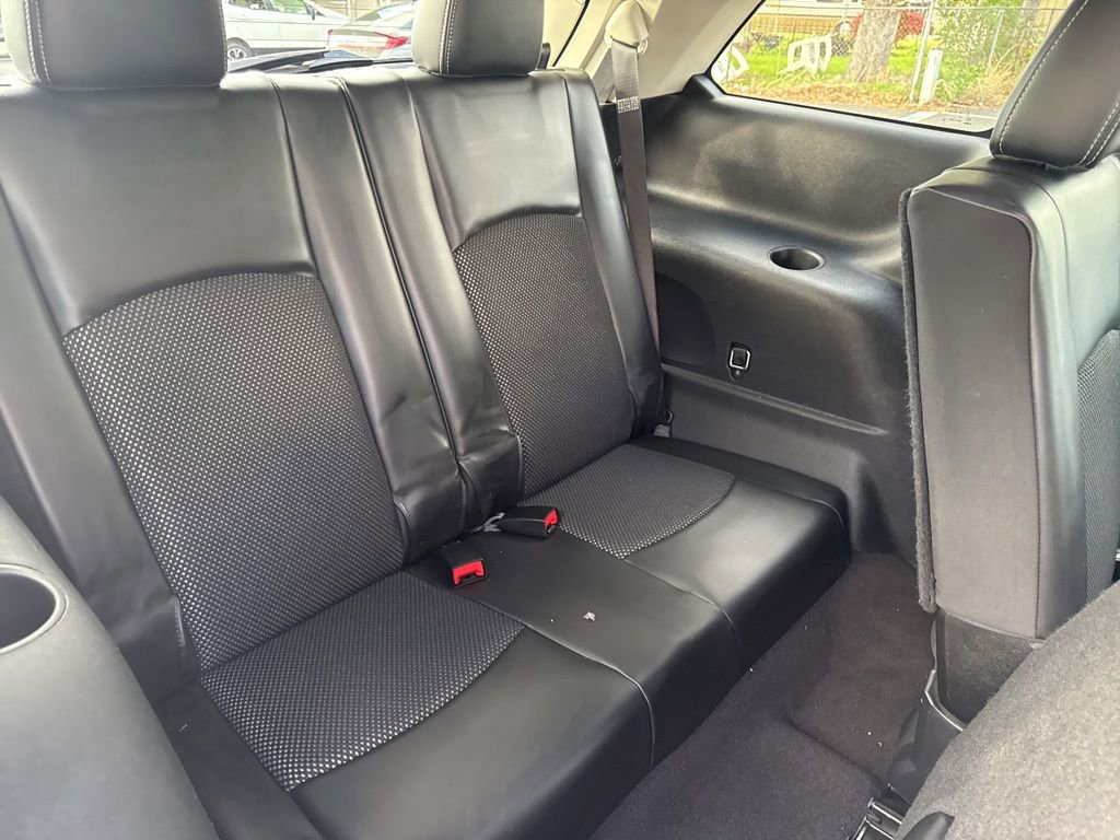 Used 2018 Dodge Journey Crossroad w/ Nav & Sun Group FWD image 39